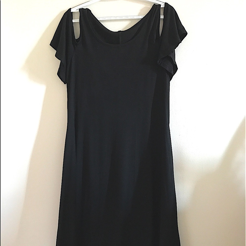 Cold shoulder short sleeved dress